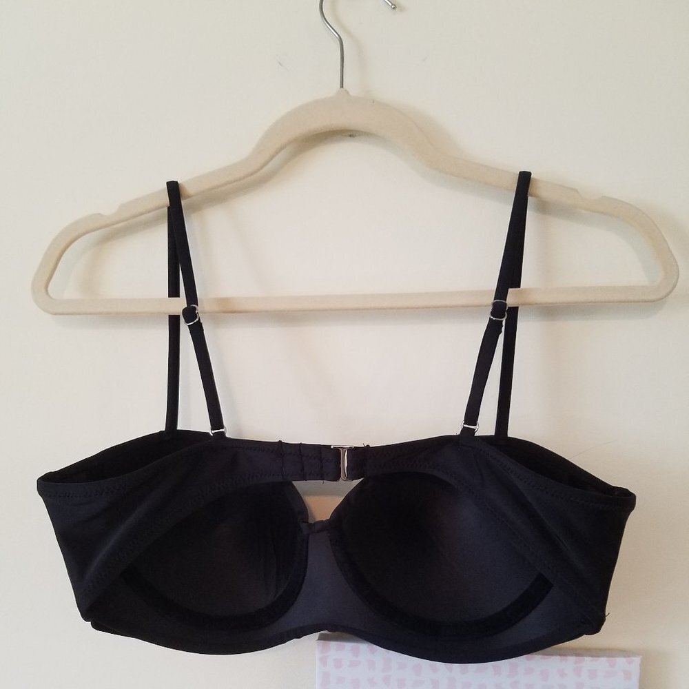 Black crisscross bathing suit top only sz L NWOT - Picture 3 of 4